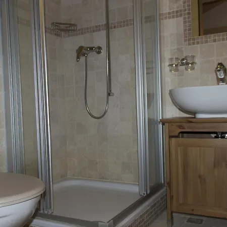 Apartment Haus Serac
